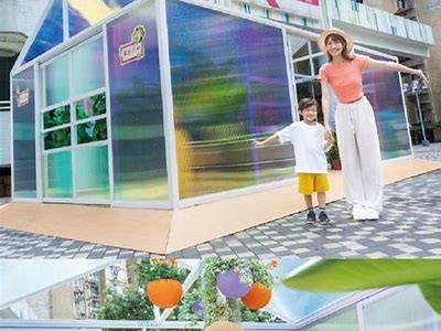“探索多彩视频世界，尽享视觉盛宴与创意体验”
