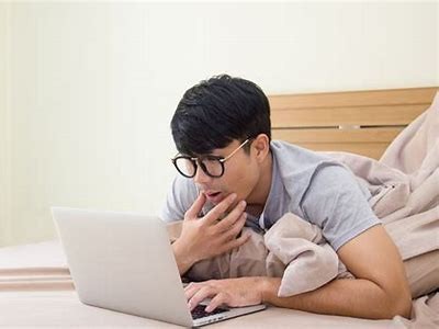如何安全访问桃色网站及相关信息分享建议